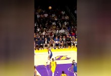 肯纳德三分绝杀魔术湖人9连胜 湖人这笔引援真的赚到了！