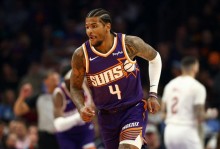 完败！格林0分4失误，杜伦23+6波尔津吉斯受伤，波杰15+7全队最高