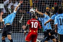 苏亚雷斯手球怎么看？苏亚雷斯手球红牌？