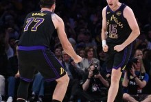 湖人5年2.4亿续约里夫斯！3首轮梭哈字母哥！？