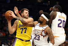东契奇绝杀！湖人5连胜，约基奇空砍24+16+14！里夫斯32分救主