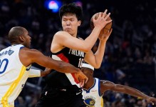 遭遇伤病潮！勇士10天合同签2米11中锋 G联赛场均23+13