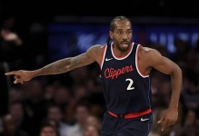 快船或遭 “篮球死刑”！伦纳德阴阳合同坐实，肖华或下重手惩罚