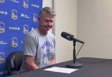 科尔：波尔津吉斯伤退对我们有一定影响，下半场球队彻底失控