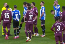 不打了！3换1交易！玻璃中锋轰然倒下