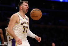 西部排名大变脸！2队抢第1，火箭掉第4，湖人升第5，快船直冲前8