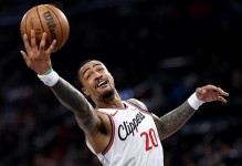 打出超级两双的惊艳数据！国王锋线大将简直是打爆了快船的防线？