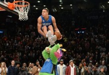 2016nba全明星扣篮大赛拉文vs戈登，nba最精彩扣篮大赛拉文戈登