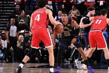 回到替补后效率又下降了！湖人到底该如何安排锋线大将的出场时间