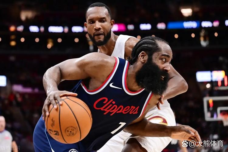 面对弱旅确实效果不错，但接下来快船内线老将还会面临更大的挑战