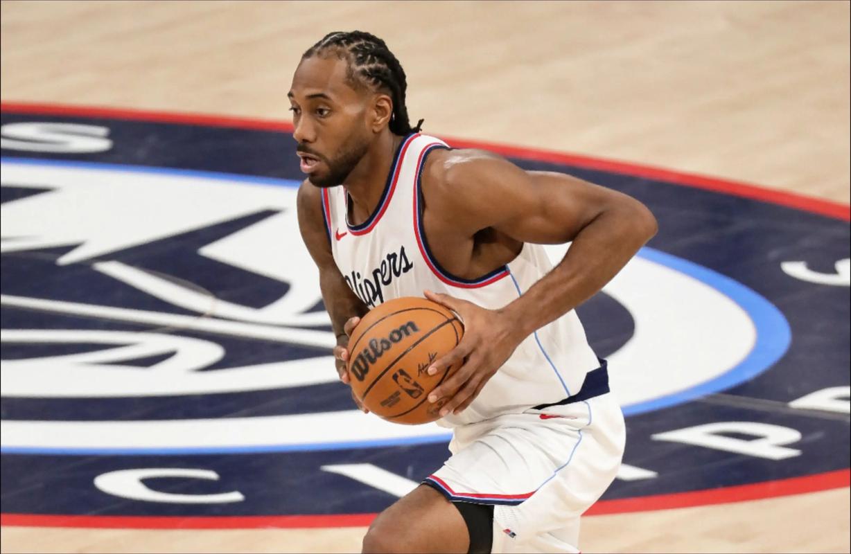 伦纳德29+8！快船轻取步行者，赢球谁是关键？勇士位置不稳了