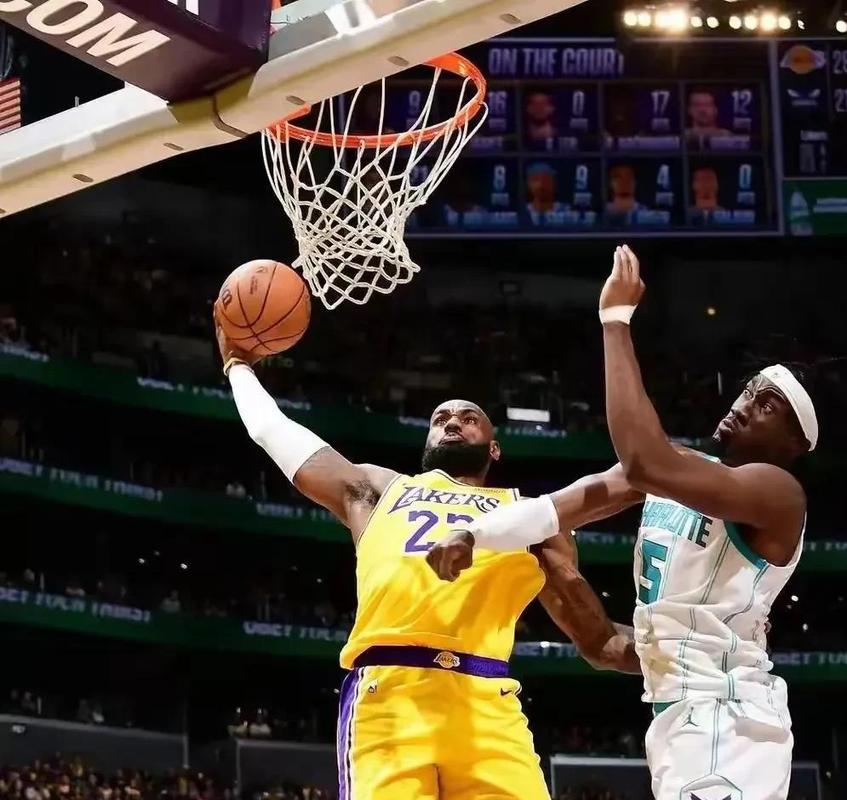 湖人收获2喜1忧！未来6战4场卡位战太关键，东詹想争冠需学黄蜂了