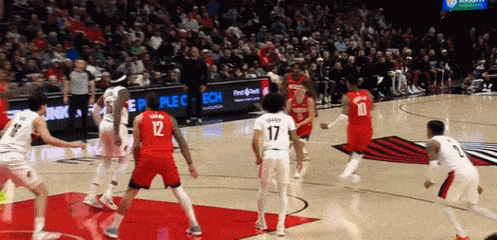 好哥们！助攻瀚森上演五佳球暴扣 韦斯利激情庆祝