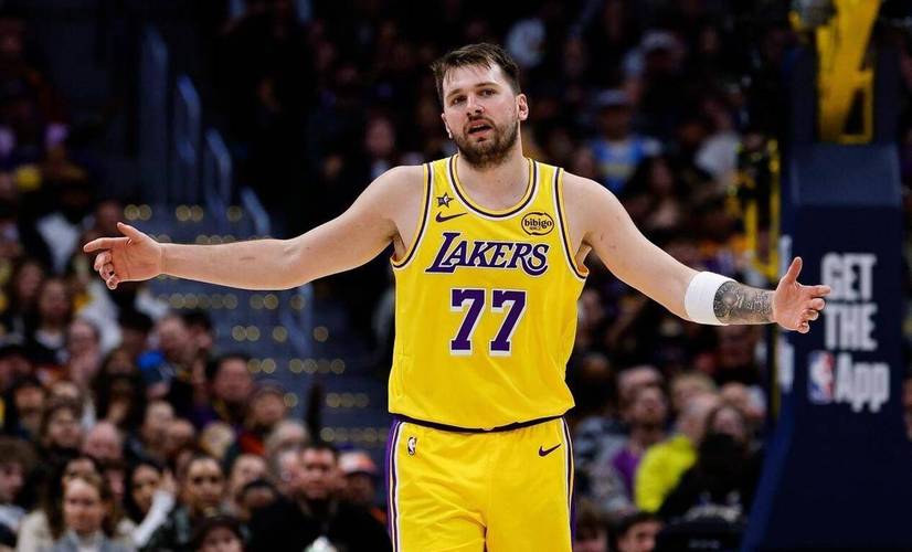 NBA官宣周最佳：文班亚马希罗分别当选 东契奇小卡华子等人获提名