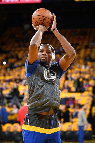 快船队新秀尼德豪泽在接受跖跗关节手术后，复出时间尚不确定