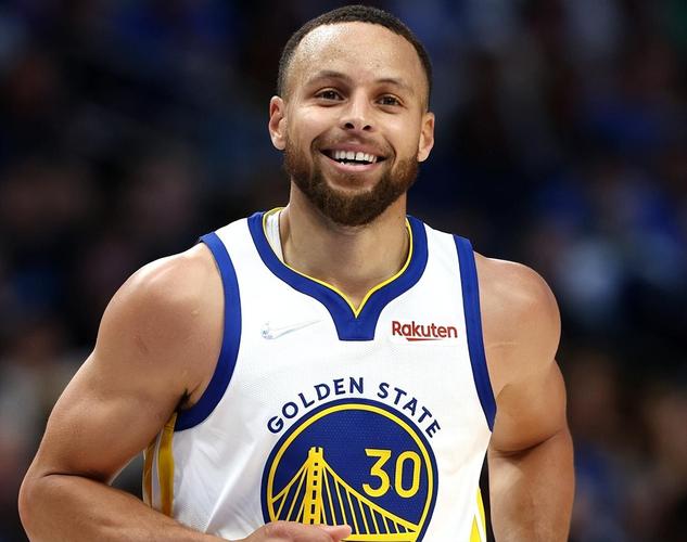 勇士队宣布，斯蒂芬·库里将至少再缺席10天，期间他将恢复训练