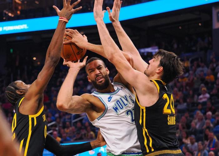 华子42+8+5森林狼送勇士4连败 波津加盟首次首发20分两将伤退