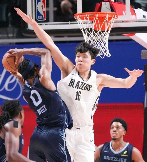 G联赛：杨瀚森背靠背16+13+2+1帽 难阻混音遭快船双杀