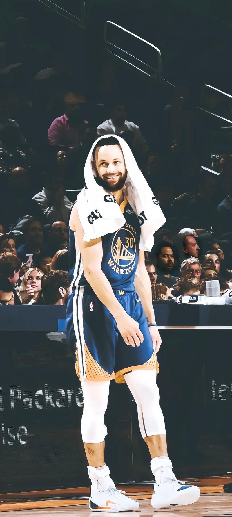 库里38岁生日快乐！自称仍未考虑退役 最喜欢的赞美来自对手