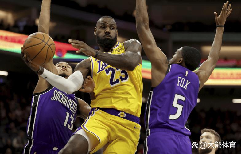 湖人打掘金最后2分钟裁判报告：里夫斯剩9.2秒时不应获2罚球机会