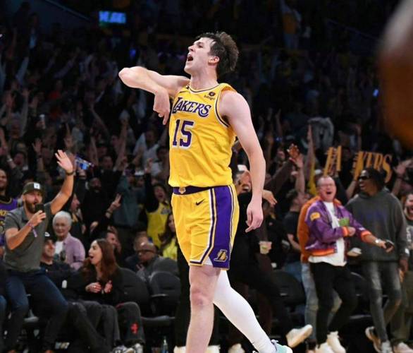 湖人4将成瑕疵！里弗斯防守遭点名，八村垒无篮板，2替补效率拉胯