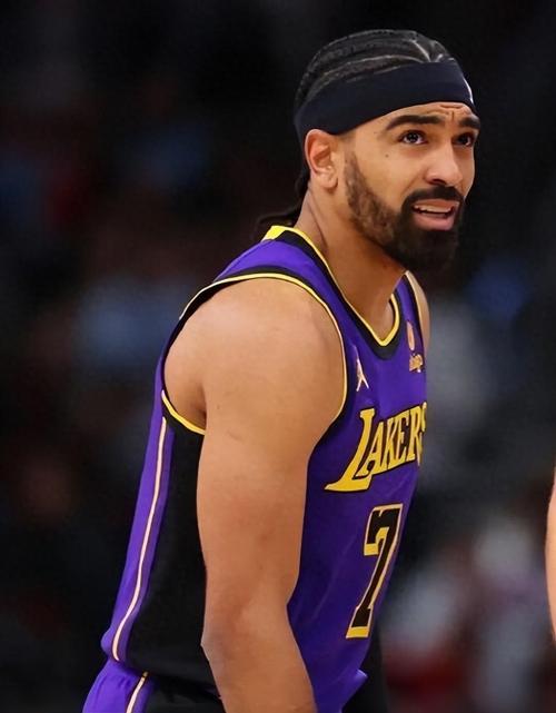 近期状态非常一般，湖人后场大将的状态多多少少有些令人担心？