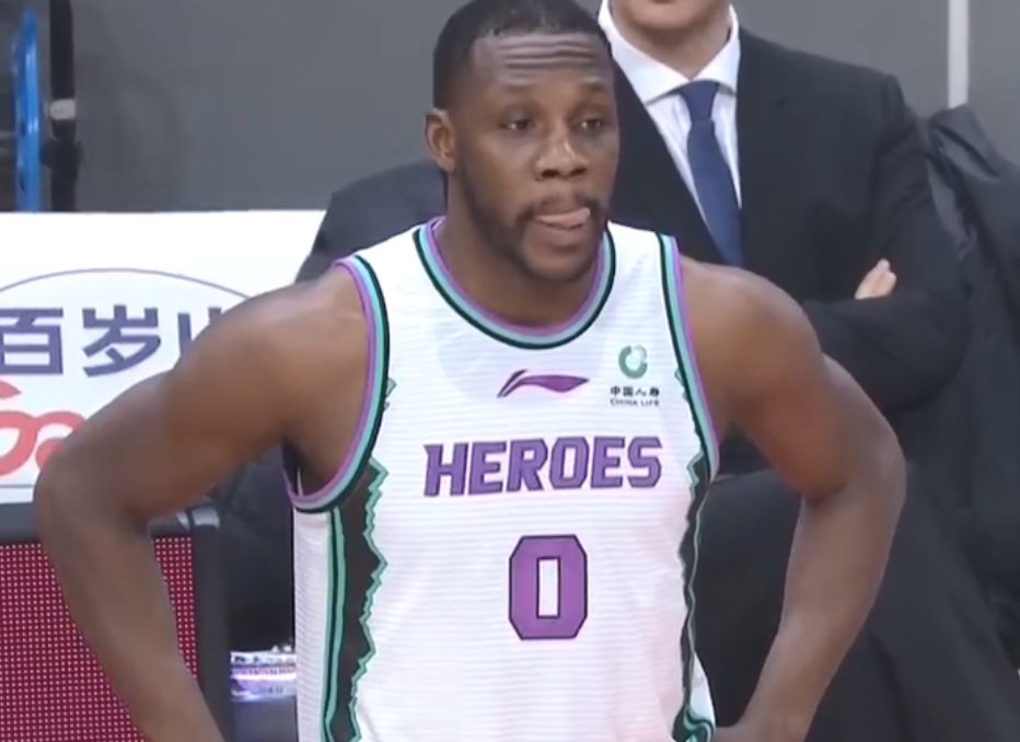 1技犯=27万美元！东77你快闭嘴吧，再说话一台保时捷911没了