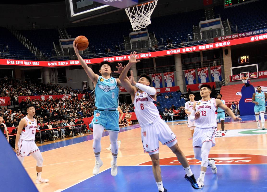 08年男篮输给谁了？08年男篮水平？