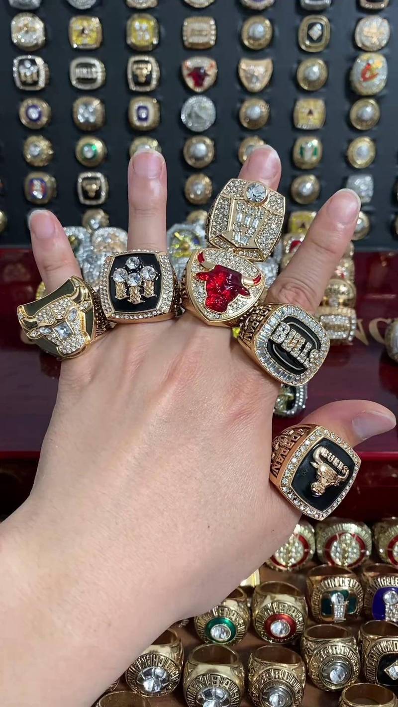 詹姆斯总共几个总冠军？詹姆斯几个总冠军戒指？