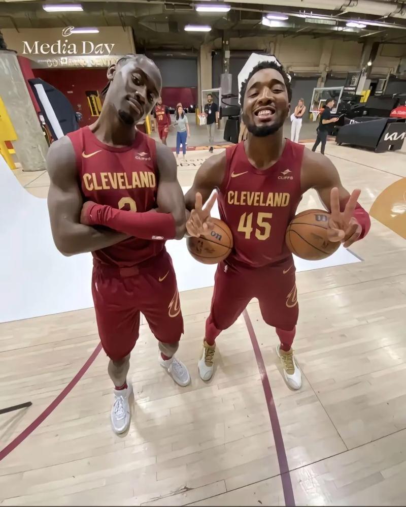 克利夫兰骑士16年阵容，克利夫兰骑士16号？