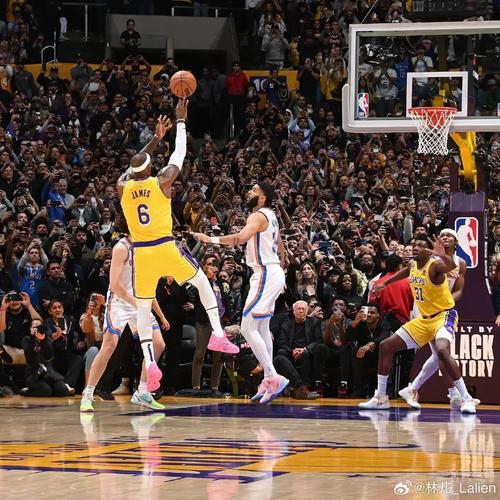 詹姆斯差多少分超越贾巴尔，詹姆斯得分超越