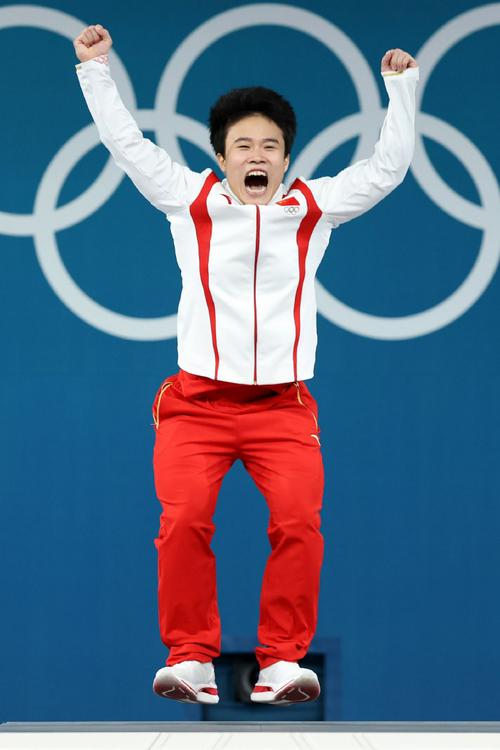 候志慧举重冠军，候志慧 举重